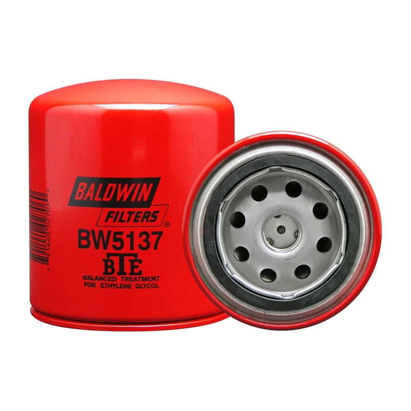 Filtro sellado refrigerante BW5137 marca Baldwin, para CATERPILLAR. Equivalencias: 24071 - P554071 - WF2051